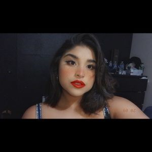 Meet your Posher, Salma